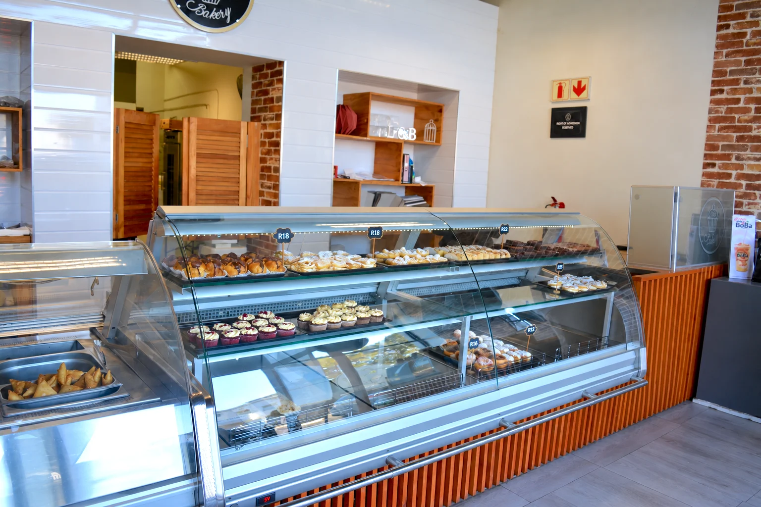 Little Cupcake Bakery — Bakery in Wyndover