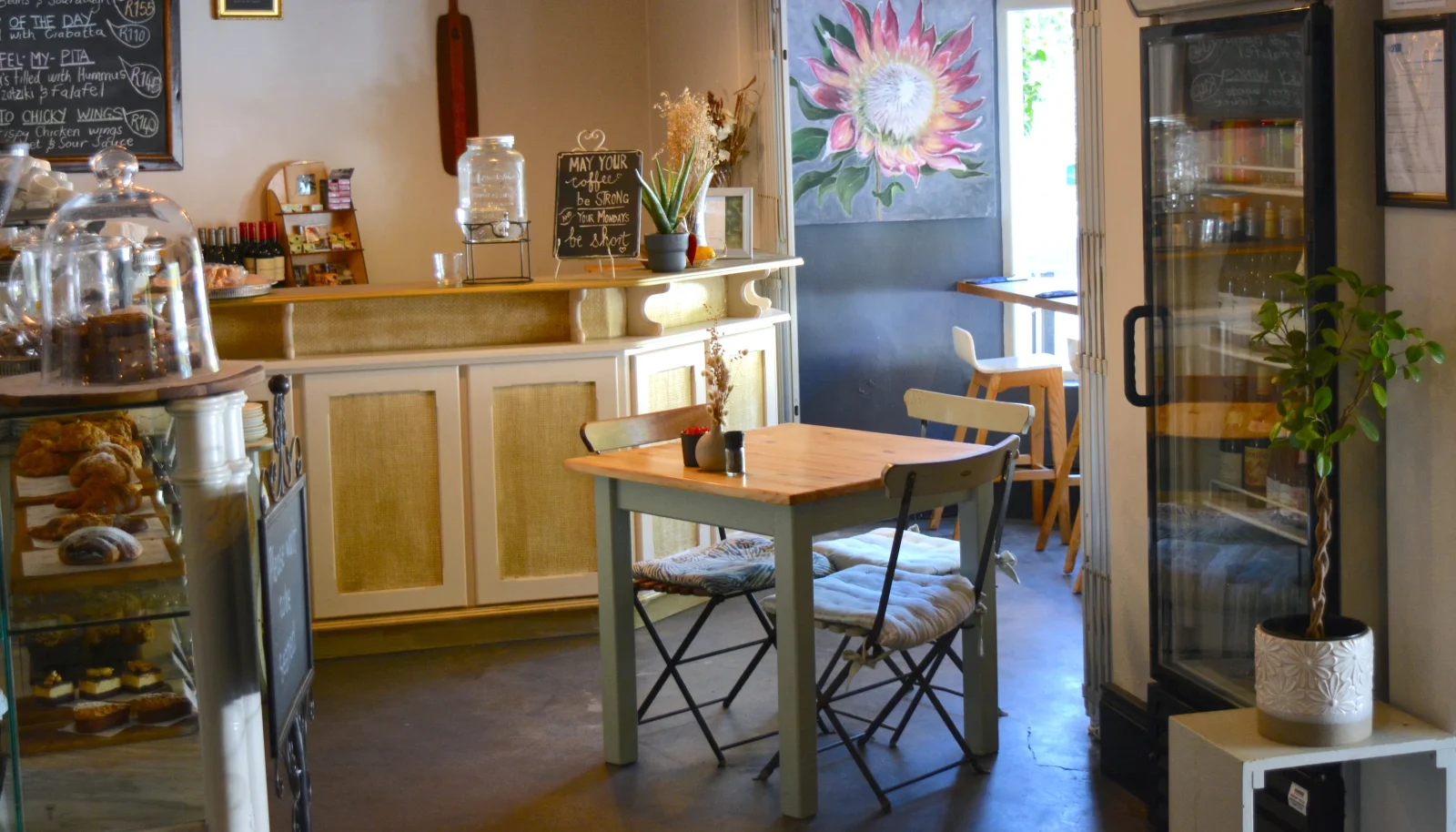 Four & Twenty Cafe — Café in Cape Town