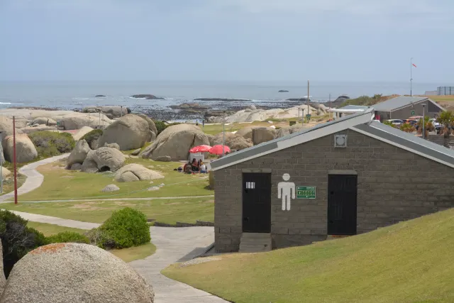 Maiden's Cove gallery photo 3