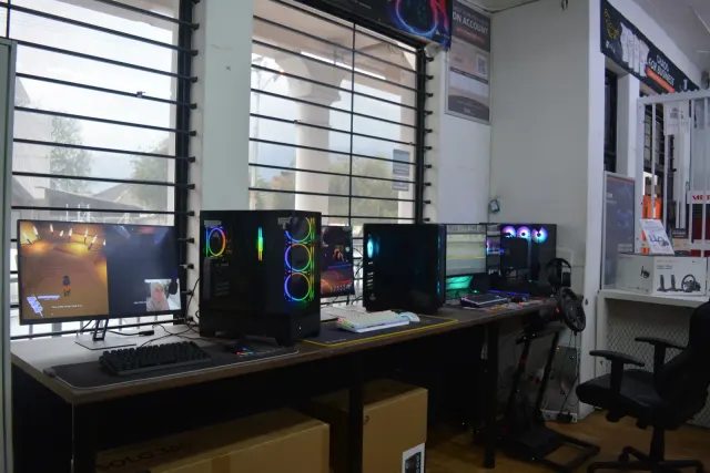 Chaos Computers gallery photo 1