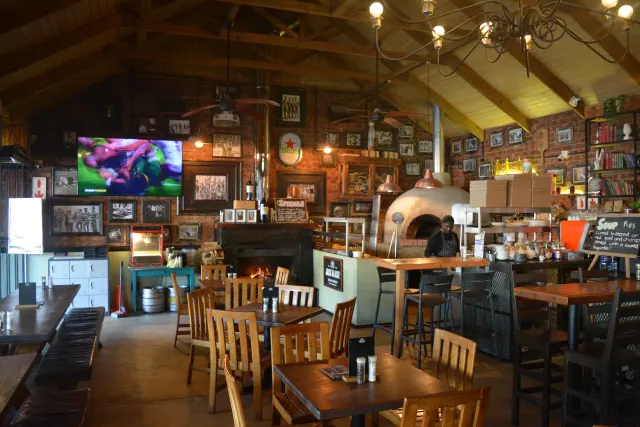Fat Harry's gallery photo 1